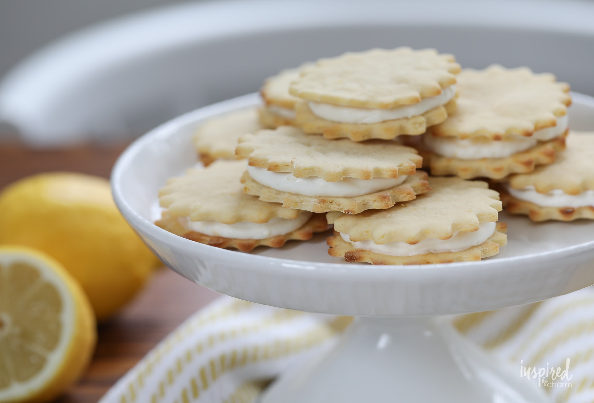 Lemon Sandwich Cookies with Lemon Cream Filling