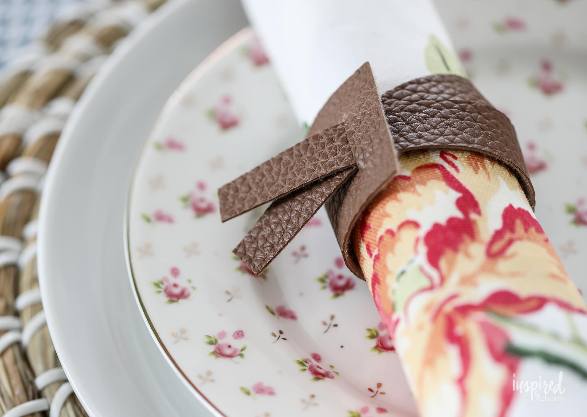 DIY Faux Leather Napkin Rings