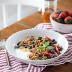 Yogurt with Granola Berries and Honey - Delicious and Easy Breakfast Idea #granola #honey #berries #breakfast #snack #easy #recipe