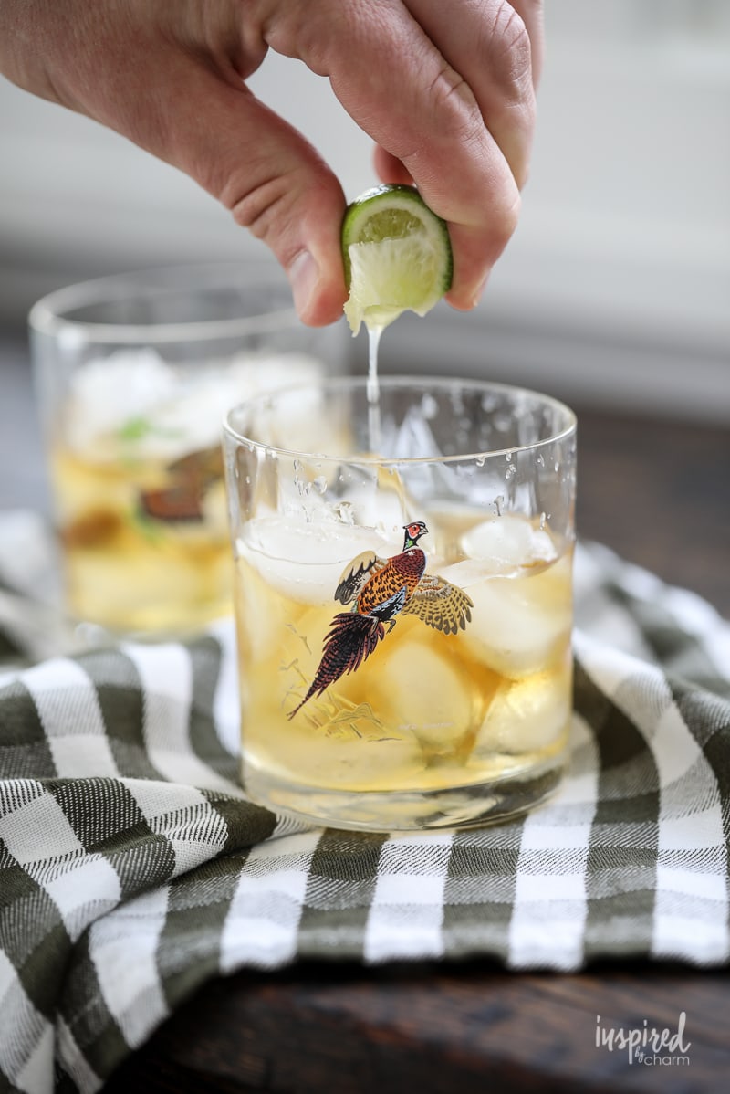 How to Make a Kentucky Mule #cocktail #recipe #kentuckymule #bourbon #mule #gingerbread #lime