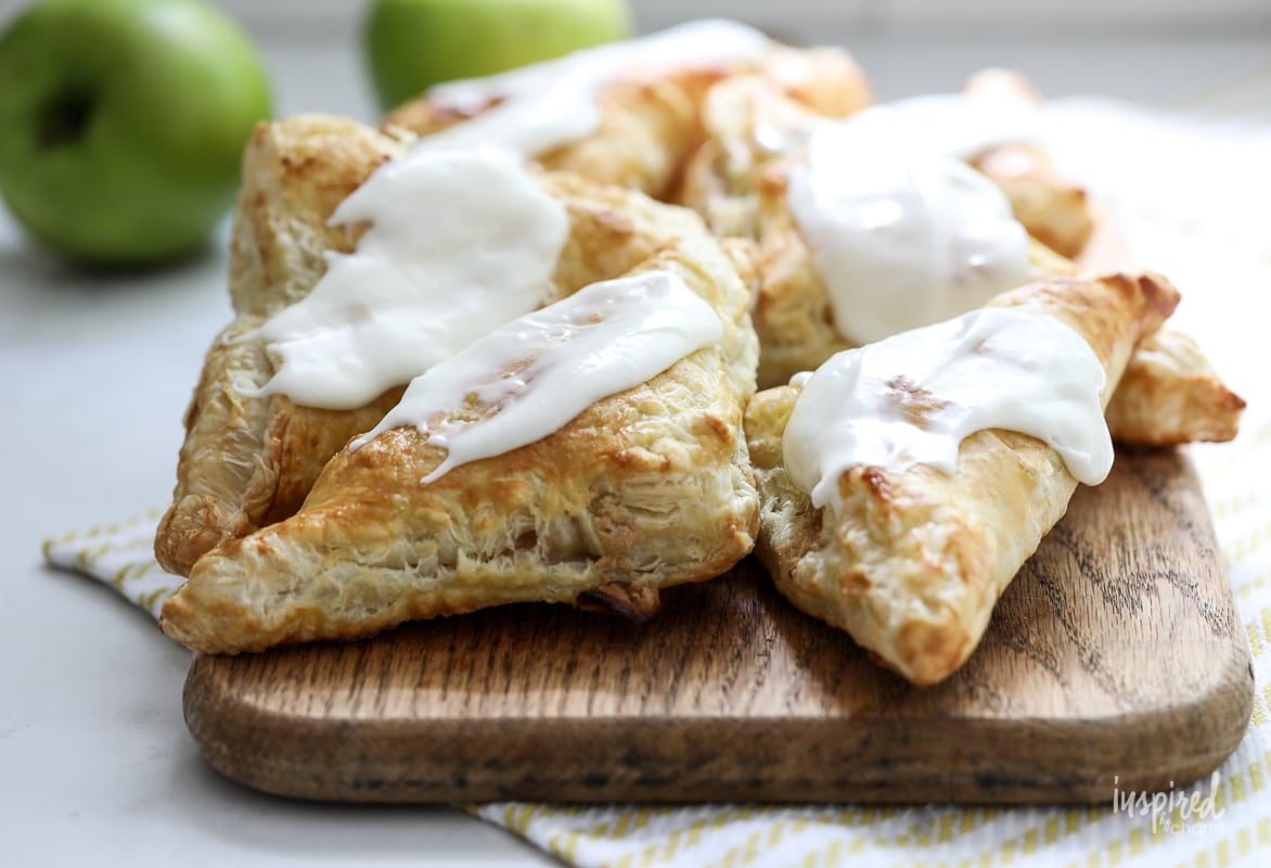 How to make Cream Cheese and Apple Turnovers #apple #creamcheese #turnovers #pastry #breakfast #fallbaking #recipe #applerecipe