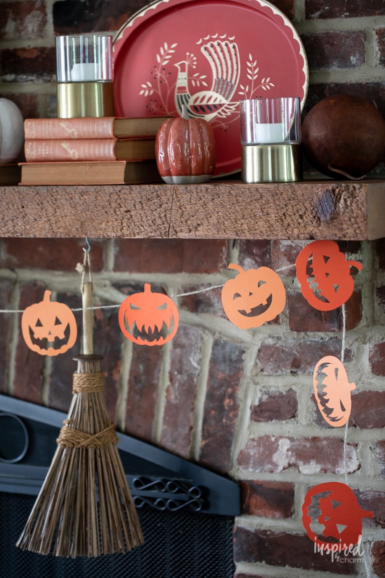 DIY JackO'Lantern Garland Halloween Decoration