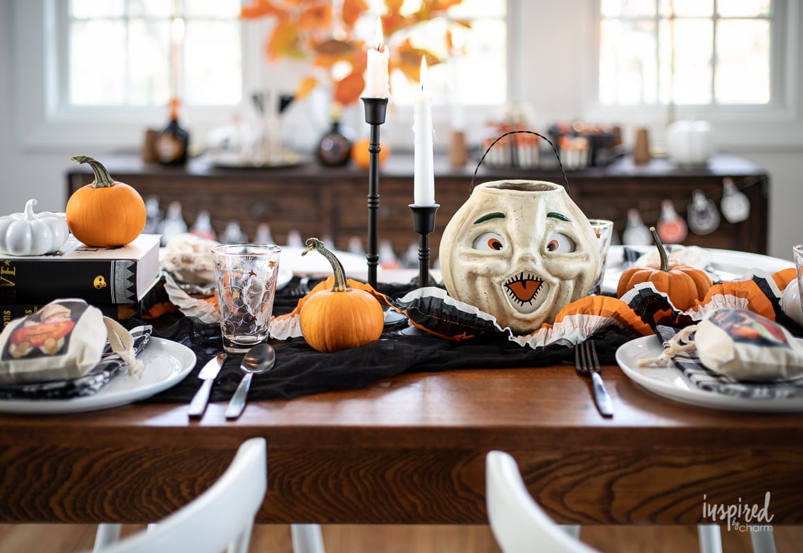 Vintage-Inspired Halloween Decorations and Tablescape