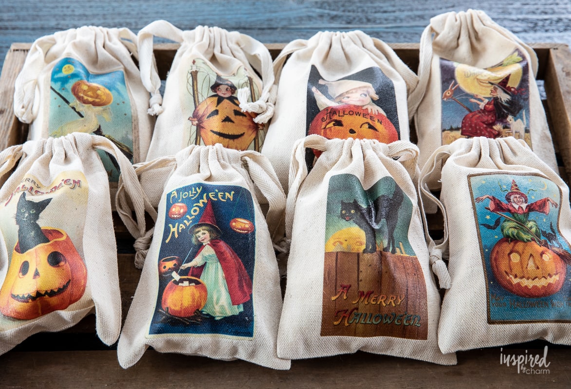Vintage-Inspired Halloween Treat Bags #vintage #halloween #graphic #treat #treatbag #trickortreat #DIY