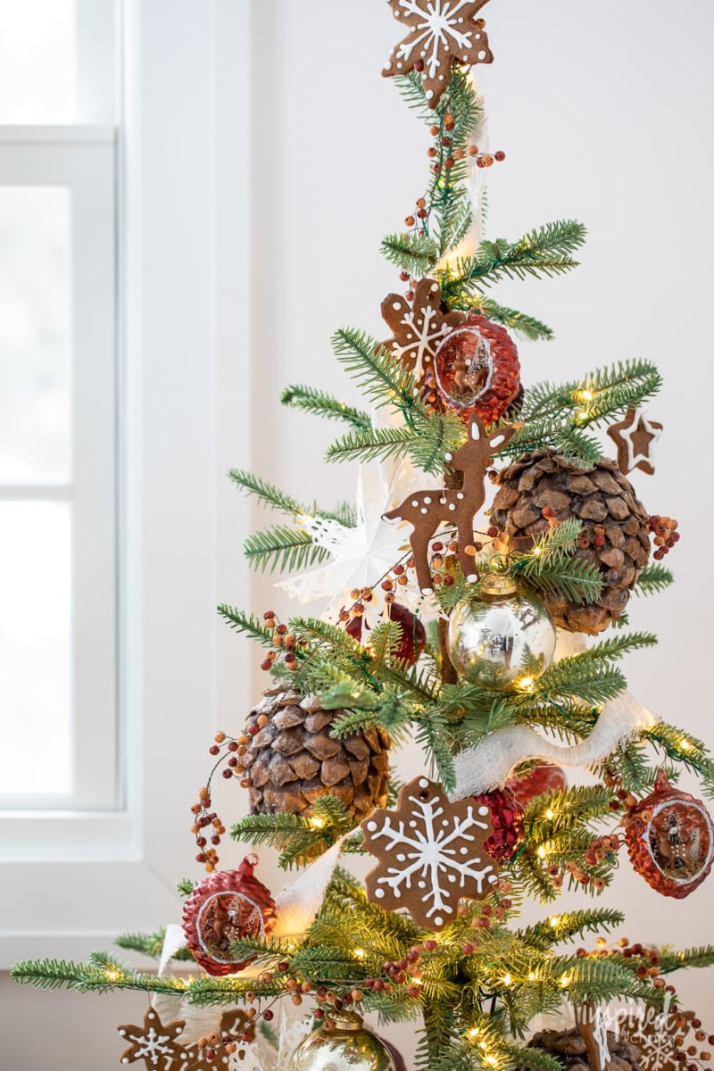 Gingerbread-Inspired Christmas Tree