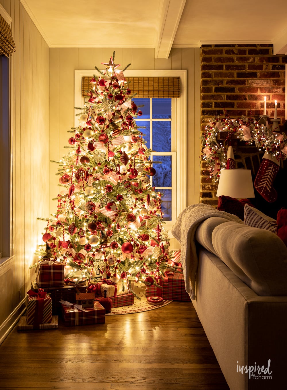 Christmas Nights at Bayberry House - Holiday Decorating Ideas