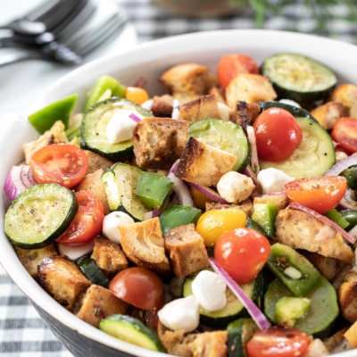 Roasted Zucchini Panzanella Salad #vegetable #roasted #zucchini #panzanella #salad #recipe #summer #picnic #breadsalad