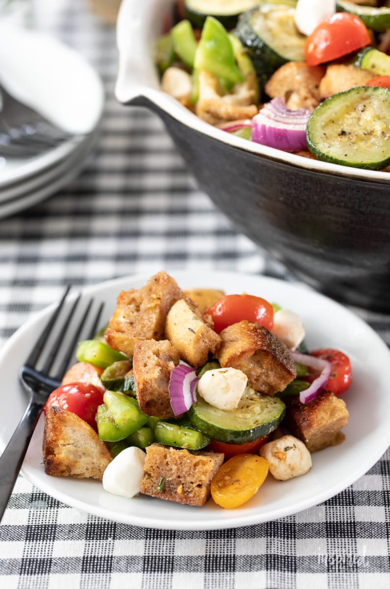 Roasted Zucchini Panzanella Salad #vegetable #roasted #zucchini #panzanella #salad #recipe #summer #picnic #breadsalad
