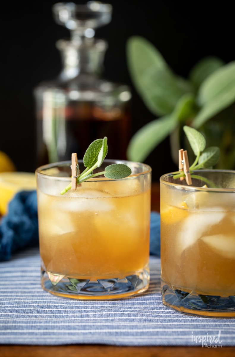 Delicious Bourbon & Sage Cocktail Recipe #bourbon #sage #cocktail #recipe #lemon #sagesimplesyrup
