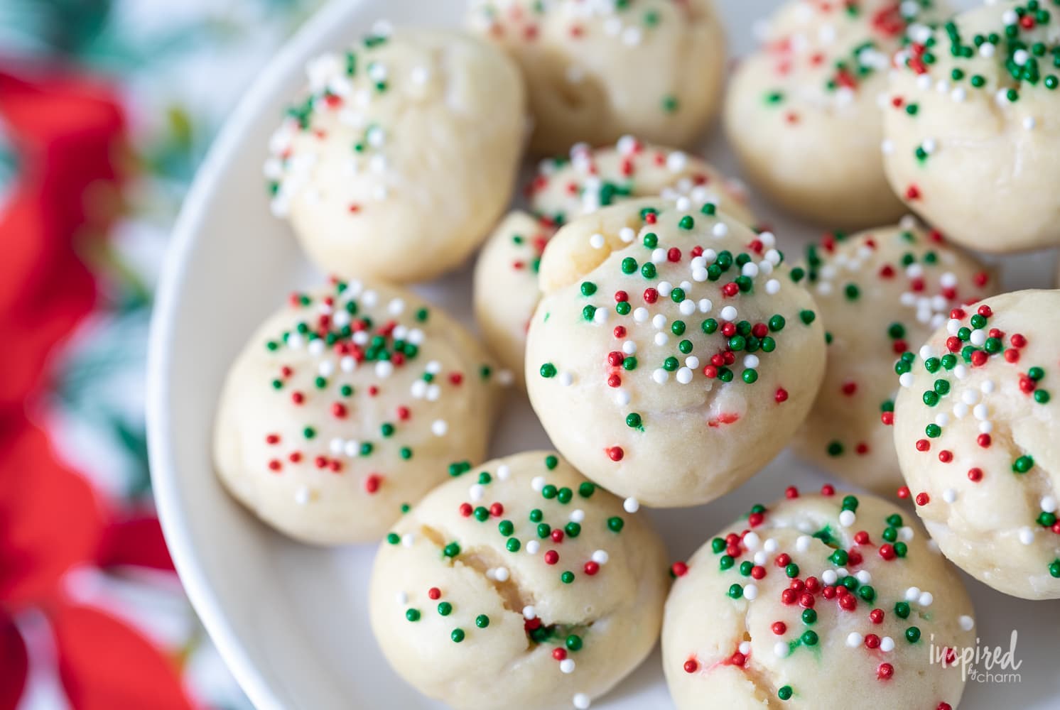 Italian Sprinkle Christmas Cookies #christmas #cookie #recipe #italiansprinkle #sprinkles #holiday #baking