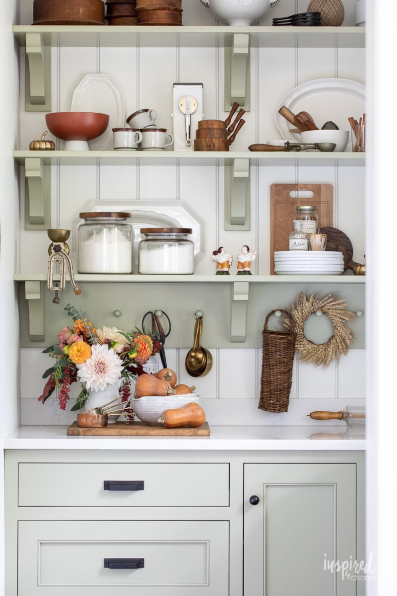 Fall Decorating Ideas from Bayberry House #falldecor #hometour #fall #decorating #ideas #seasonaldecor 