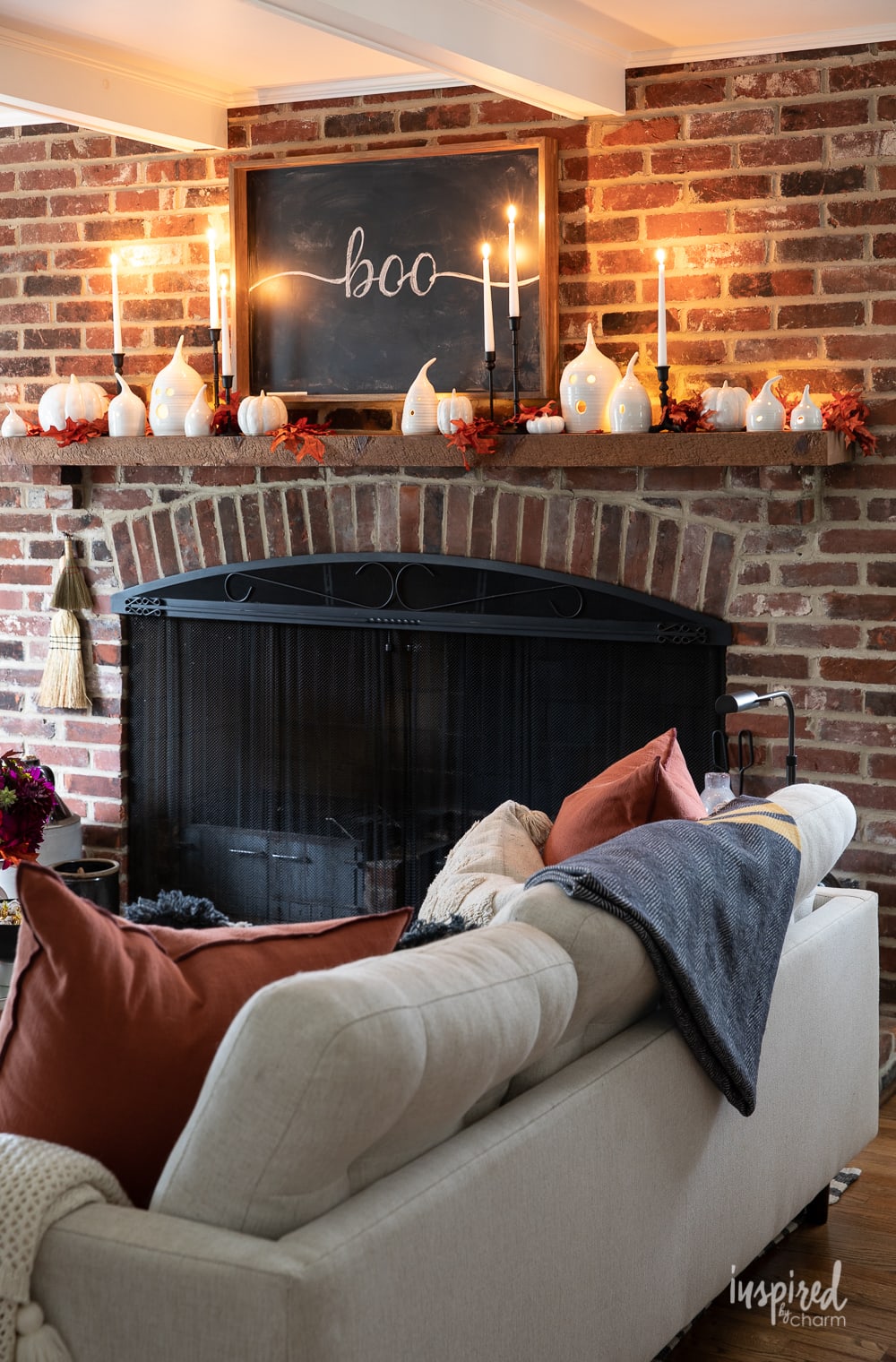 halloween mantel decor candlelight for a fall aesthetic