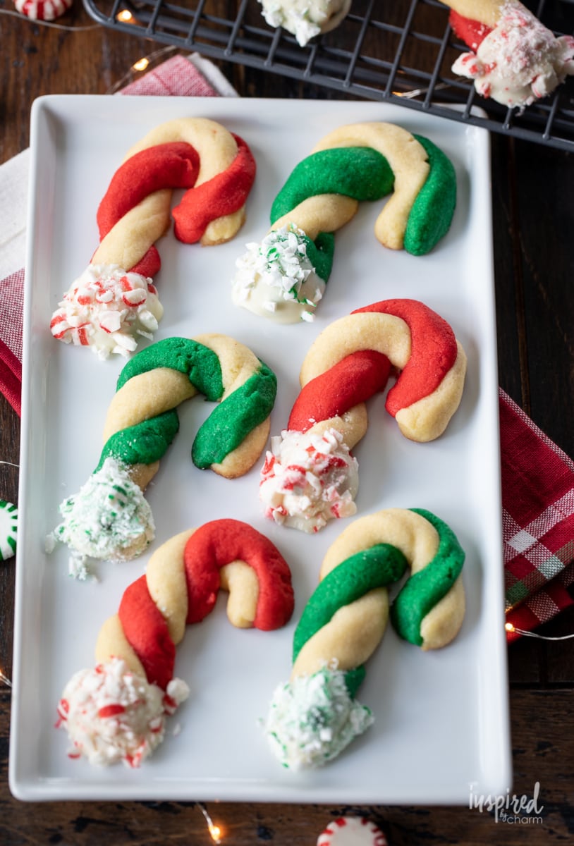 green and red peppermint cookie twists