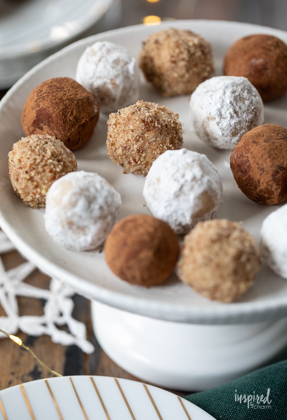 Photos: No-Bake, 5-Ingredient Whiskey Ball Recipe for the Holidays