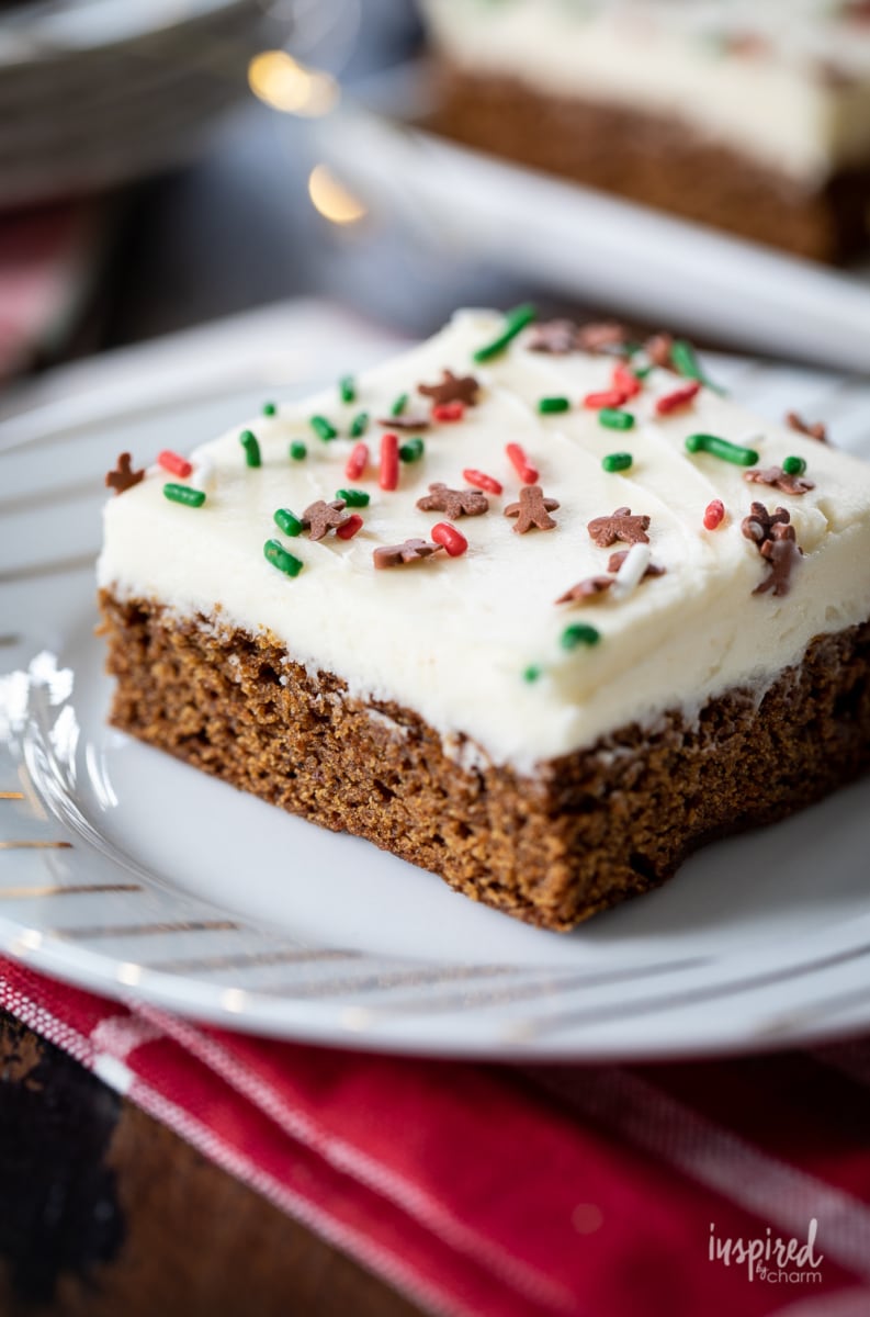gingerbread bar with tiny gingerbread man sprinkles 