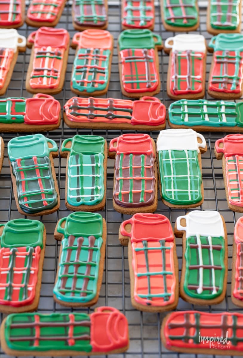 Thermos Gingerbread Cookies #cutout #chirstmas #cookies #gingerbread #vintage #thermos #plaid #cookie #recipe