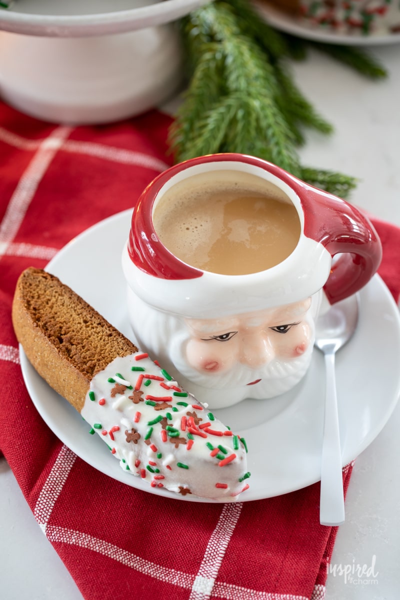 Delicious and Festive Gingerbread Biscotti #gingerbread #biscotti #recipe #coffee #christmas #holiday #dessert #whitechocolate 