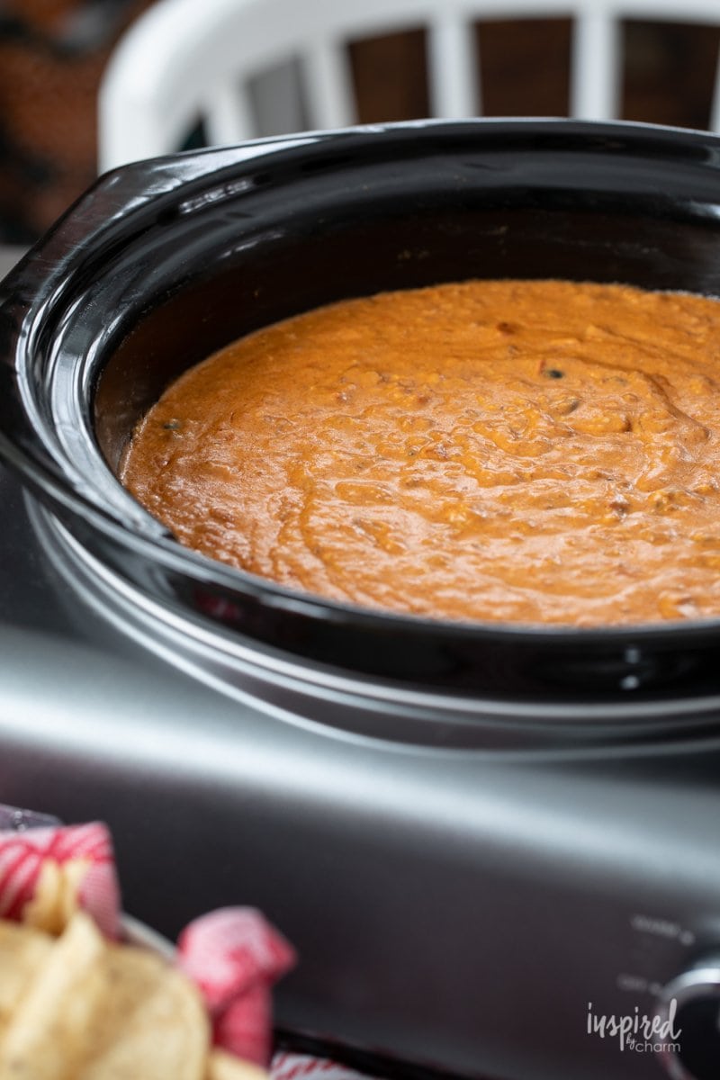 finished hot chili cheese dip in crockpot