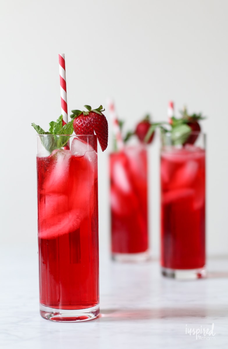 cocktail with hibiscus tea