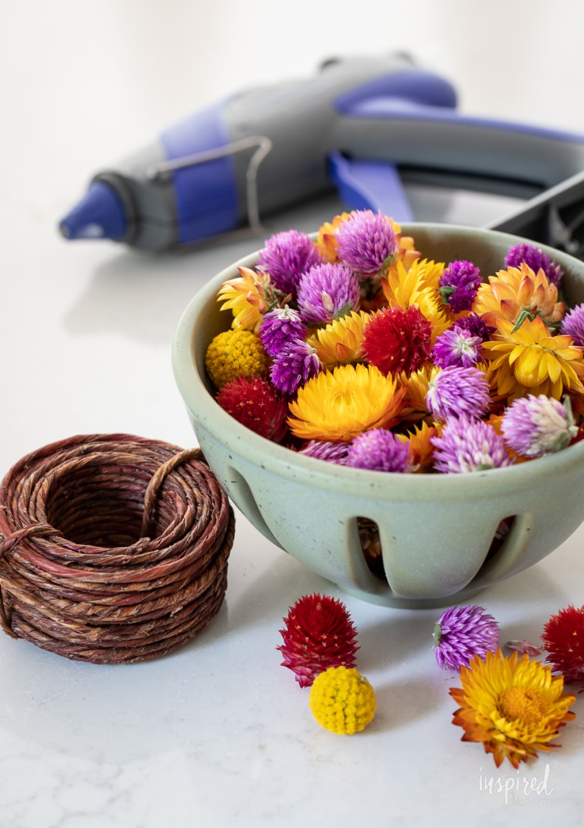 supplies for DIY Dried Flower Napkin Rings.