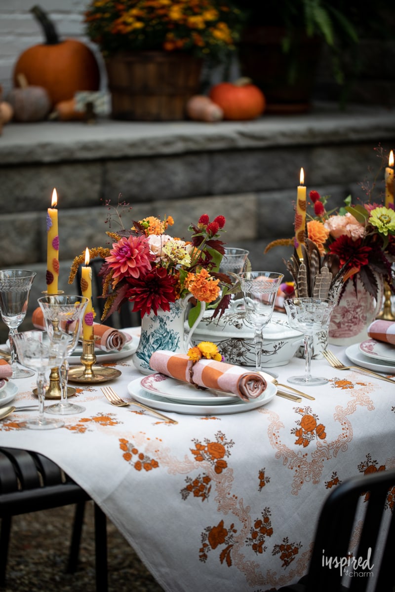 tablescape styled for fall. 