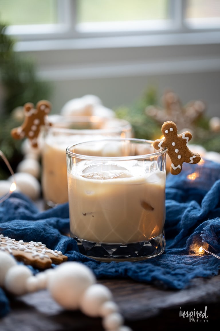 Gingerbread White Russian Cocktail Recipe