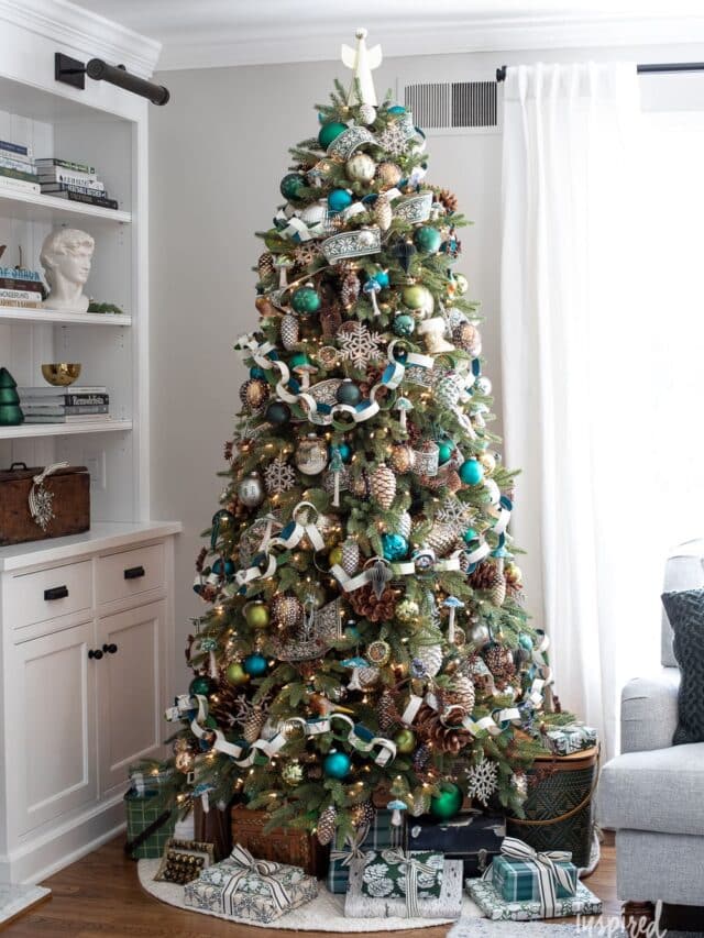 Christmas Tree Handmade-Inspired Christmas Mantel Decor
