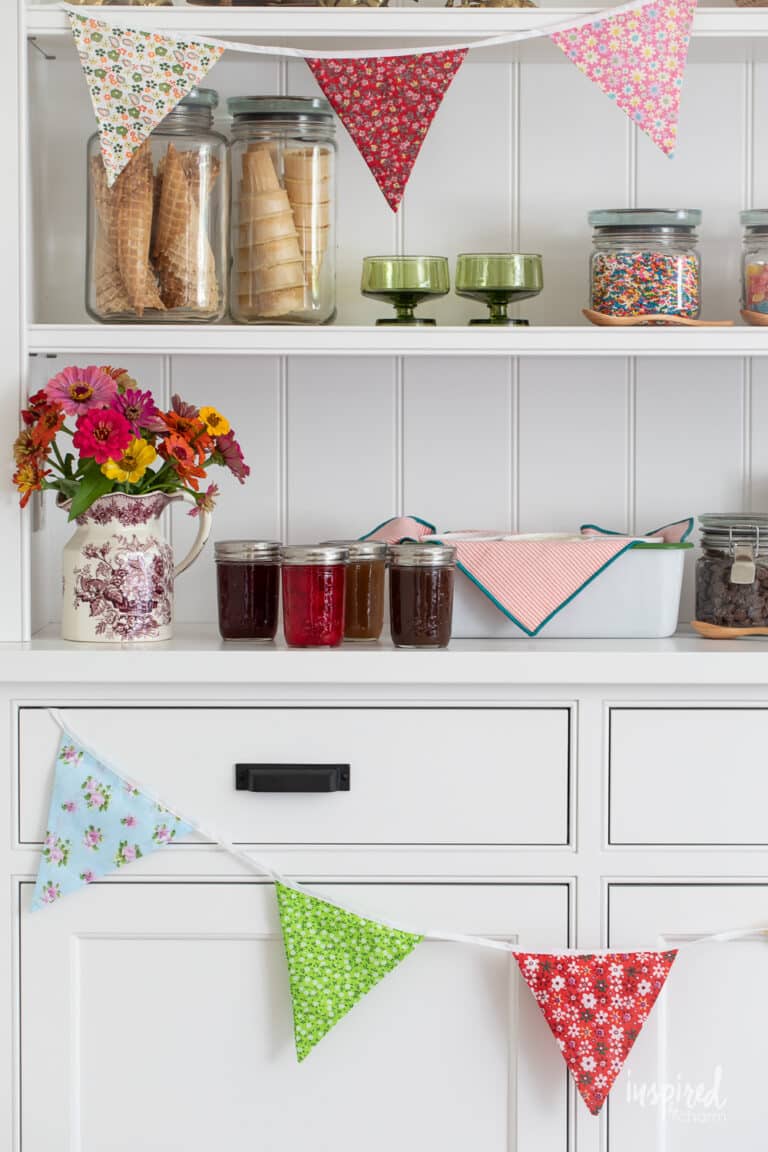 The Ultiamte Ice Cream Sundae Bar
