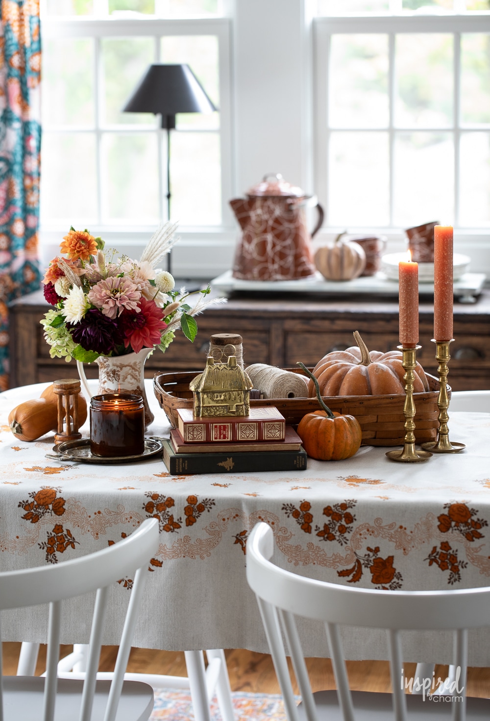 dining room table setting for fall. 