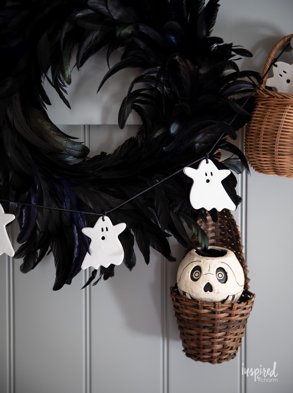 halloween garland strung with white ghosts.