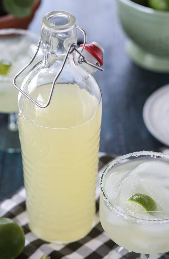 Learn how to make Homemade Margarita Mix with this easy and delicious recipe! #margarita #margaritamix #tequila #cocktail #recipe