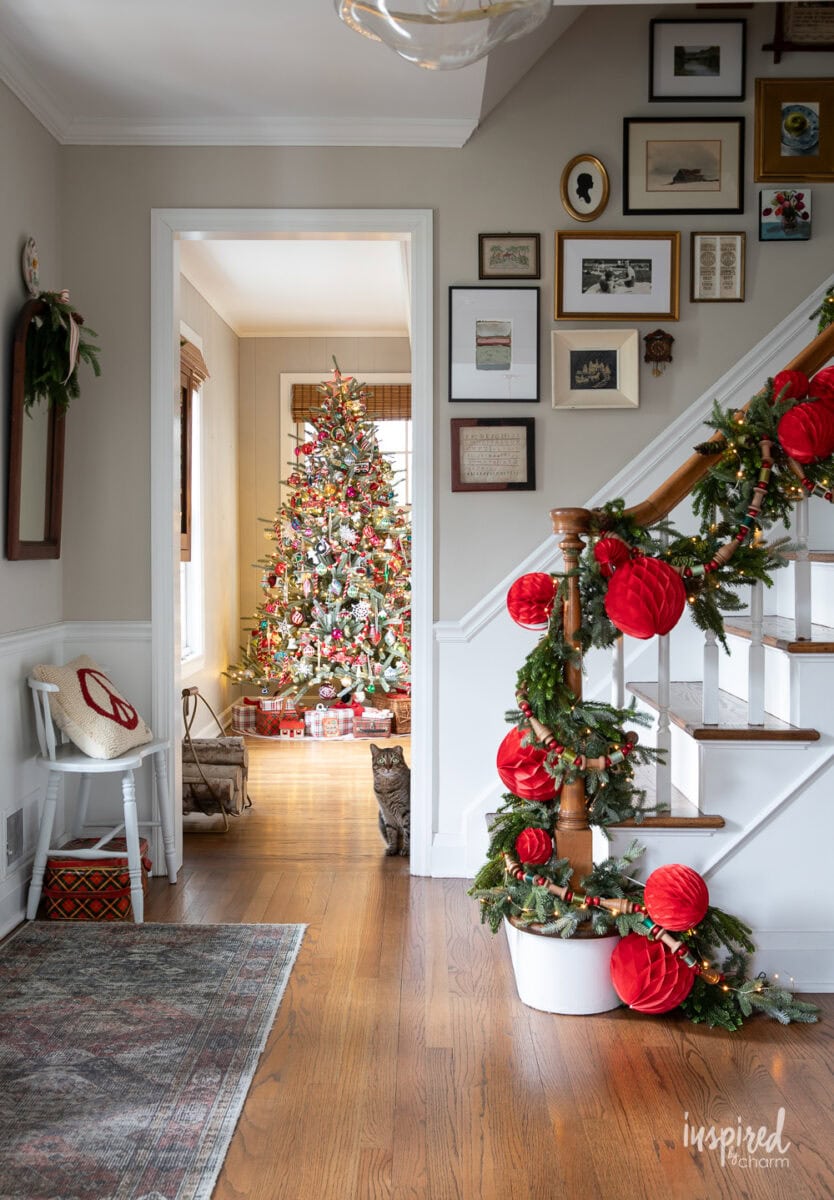 Christmas at Home - Vintage Charm and Handmade decor