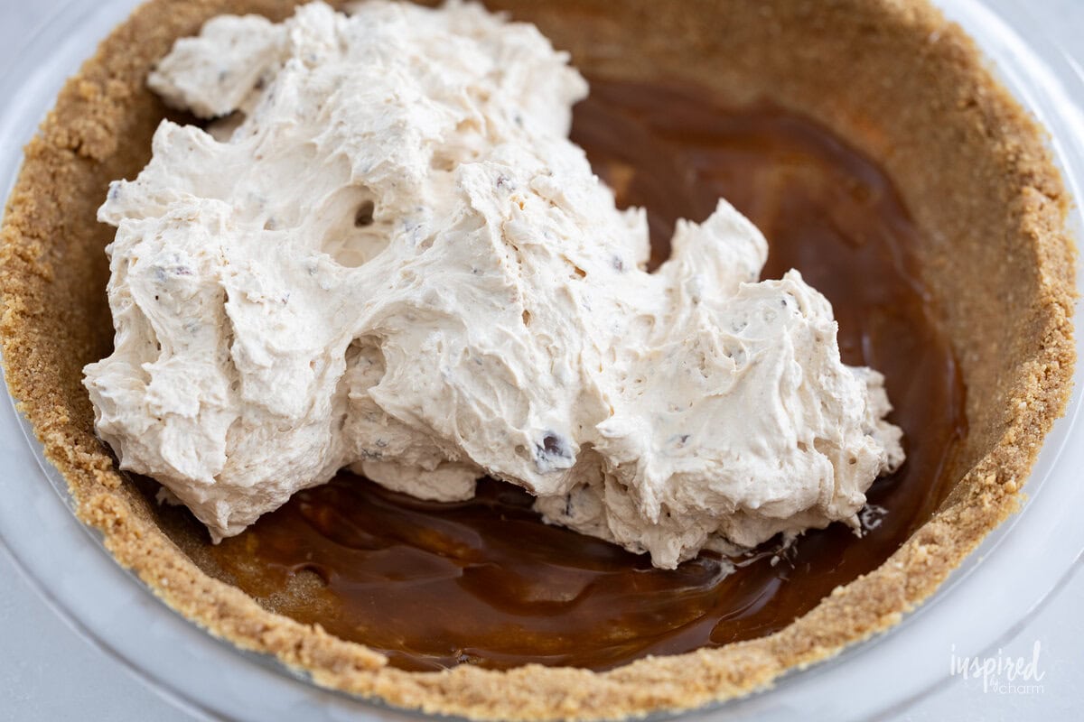 peanut butter filling in graham cracker crust.